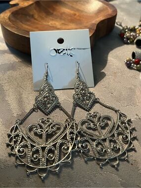 belk Silver Filigree chandelier Earrings